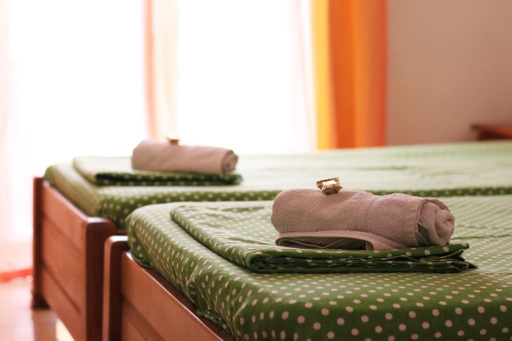 Guesthouse Sun Hostel Budva Zewnętrze zdjęcie