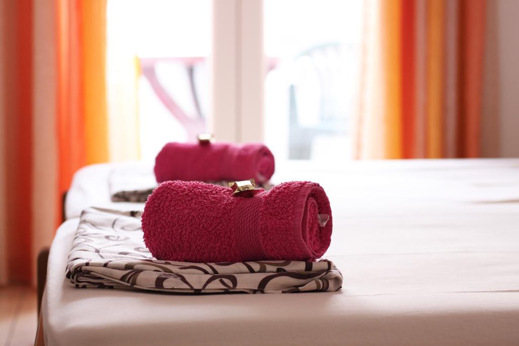 Guesthouse Sun Hostel Budva Zewnętrze zdjęcie