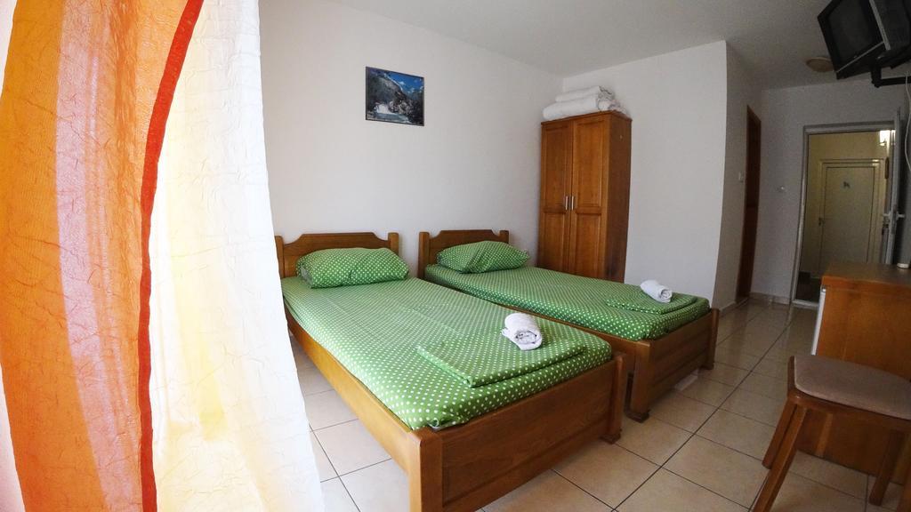 Guesthouse Sun Hostel Budva Zewnętrze zdjęcie