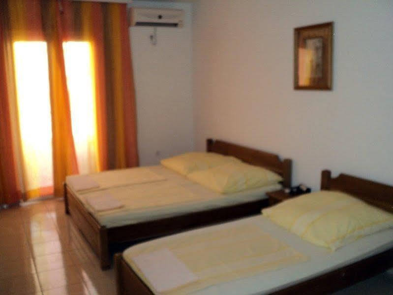 Guesthouse Sun Hostel Budva Zewnętrze zdjęcie
