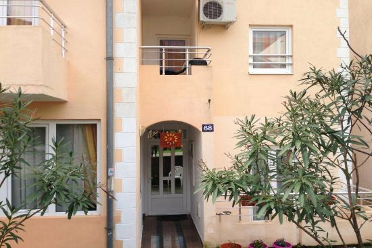 Guesthouse Sun Hostel Budva Zewnętrze zdjęcie